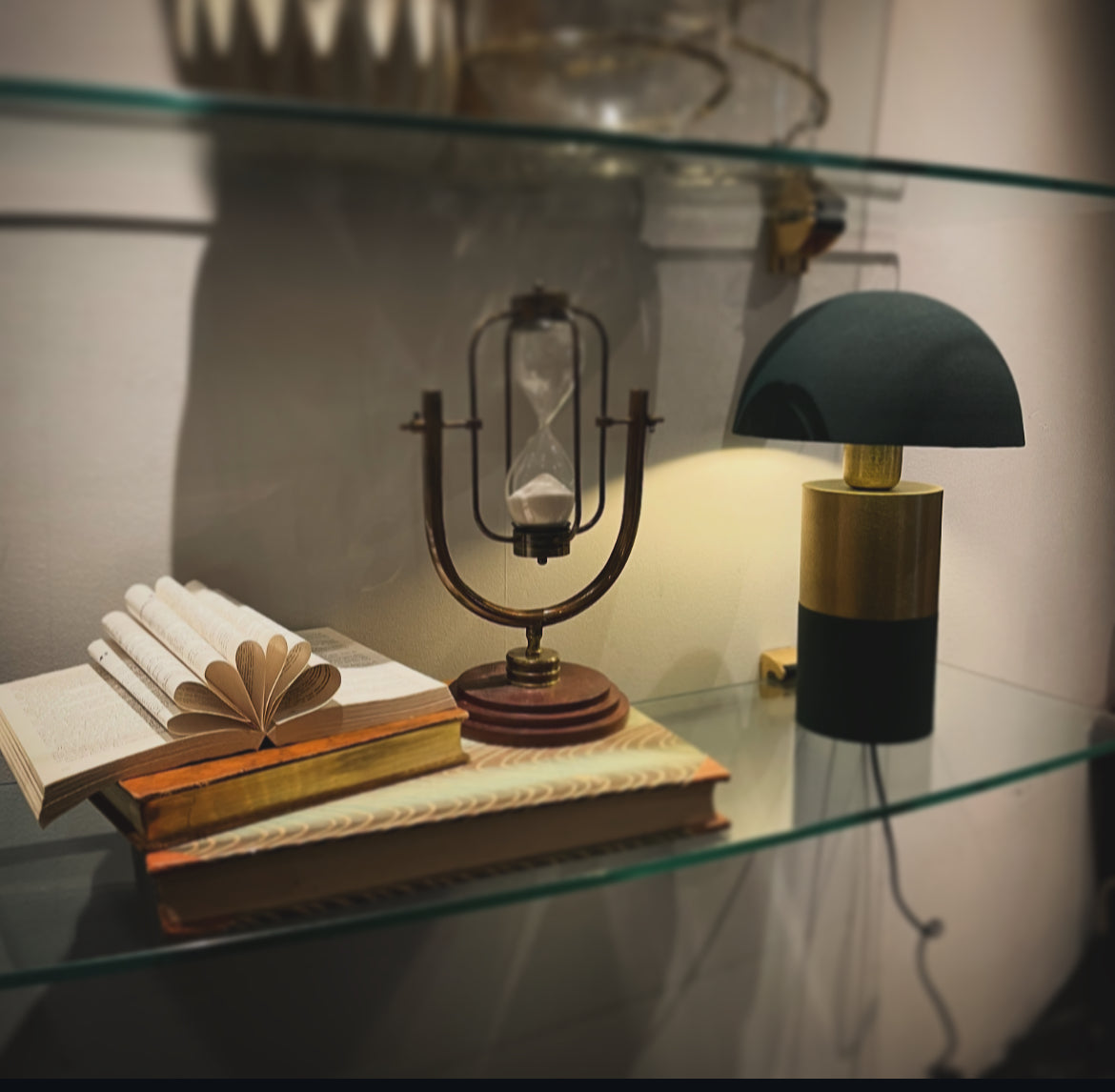 Bordslampa EMERALDE CAP