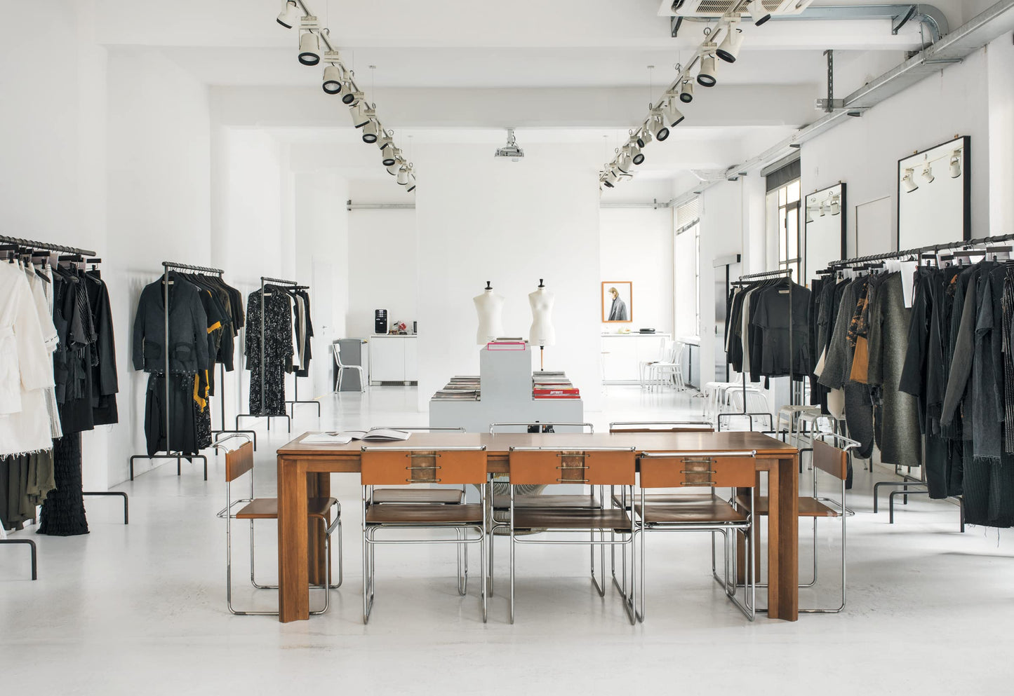 Coffee Table Book KINFOLK ENTREPRENEUR - Ideas for meaningful work