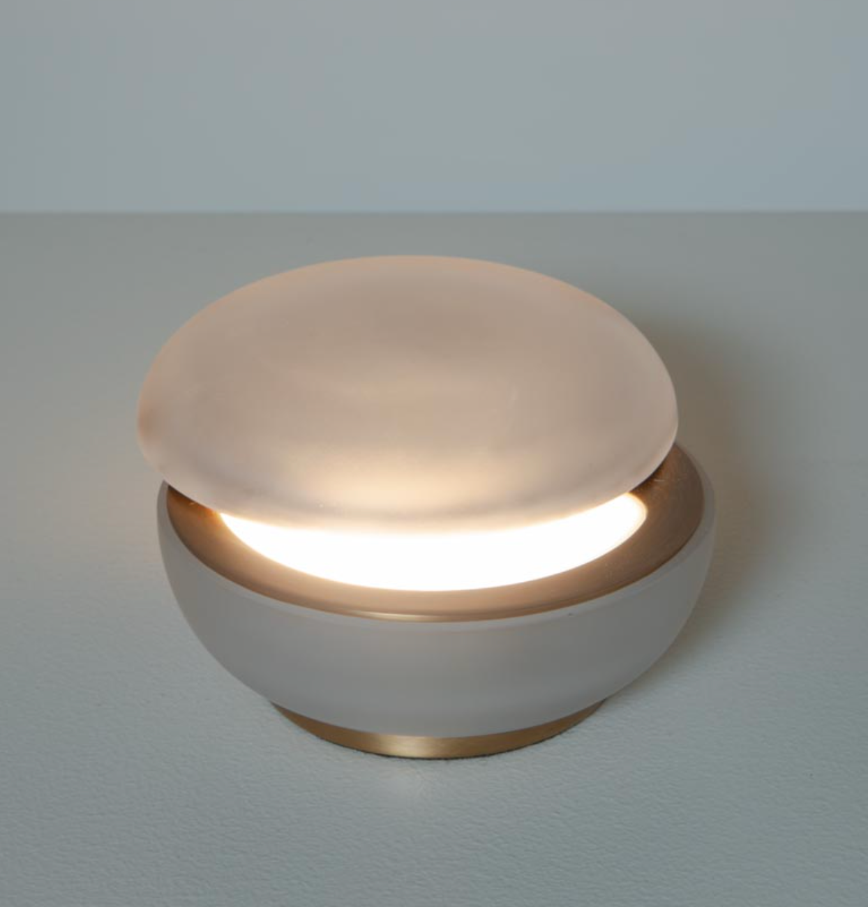 Uppladdningsbar bordslampa LIBERTÉ No.2